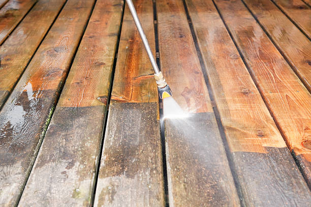 Best Pool Deck Cleaning  in Eielson Af, AK